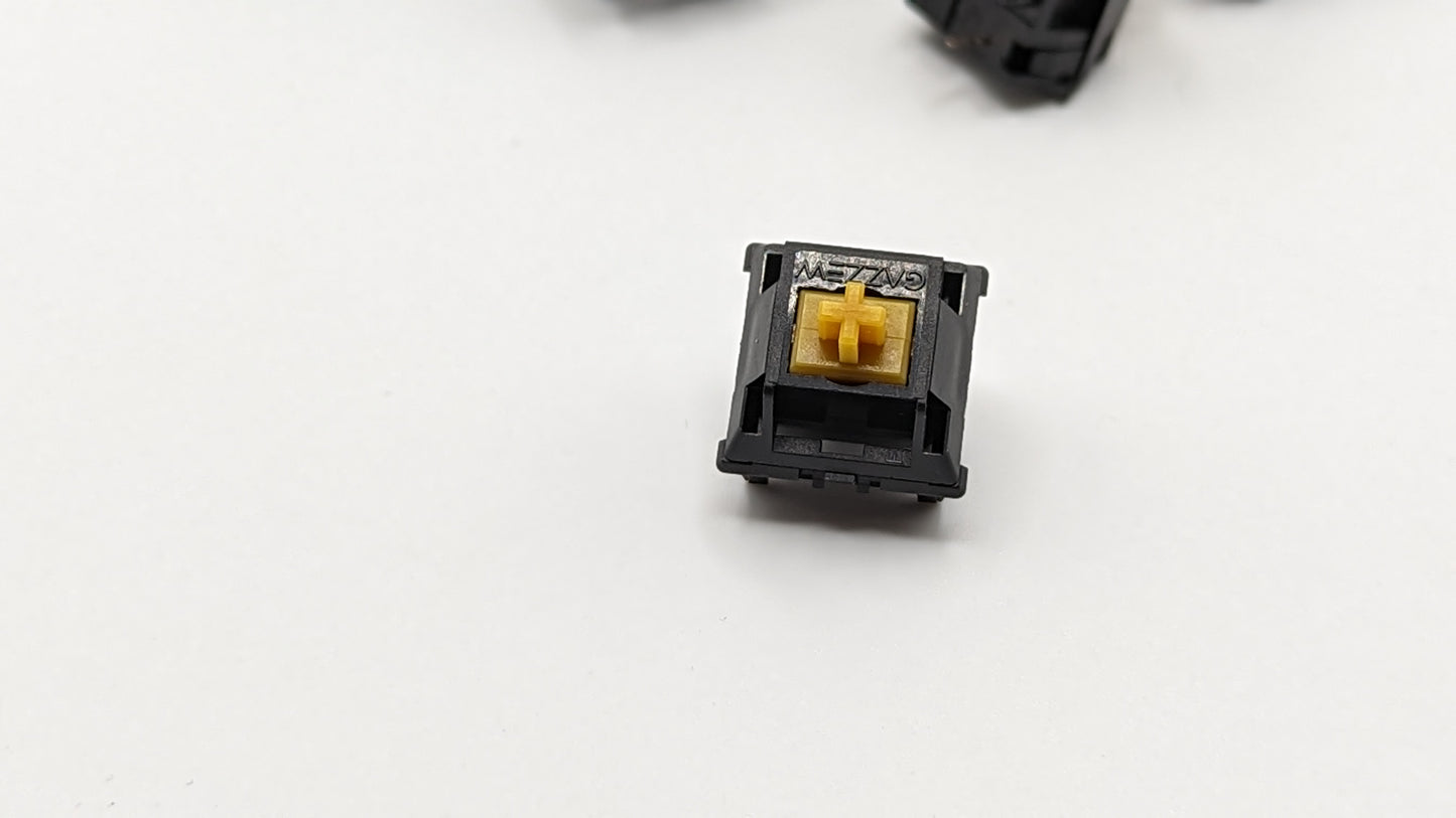 Gazzew U4T Thocky Tactile Black Switch (62g)